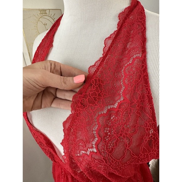 Victoria’s Secret Size Medium Red Lace Halter Babydoll Garter Lingerie - Picture 2 of 5